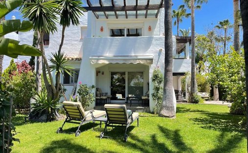 Villa in Cancelada, Estepona, Andalusia 1