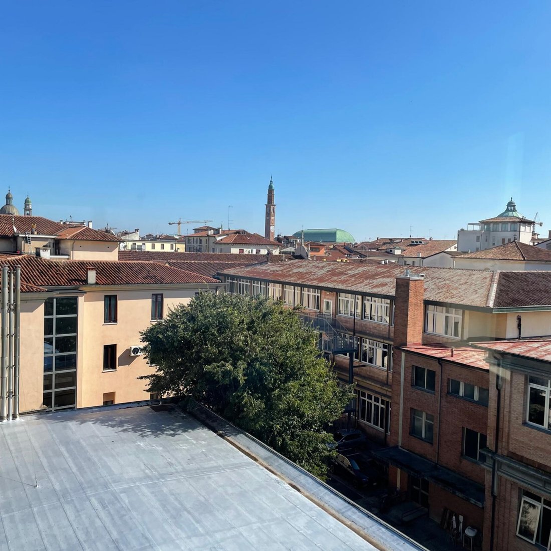 Apartment in Center, Vicenza, Veneto 4 - 17051928