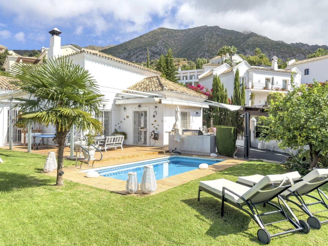 Villa in Marbella, Andalusia, Spain 1 - 17053195