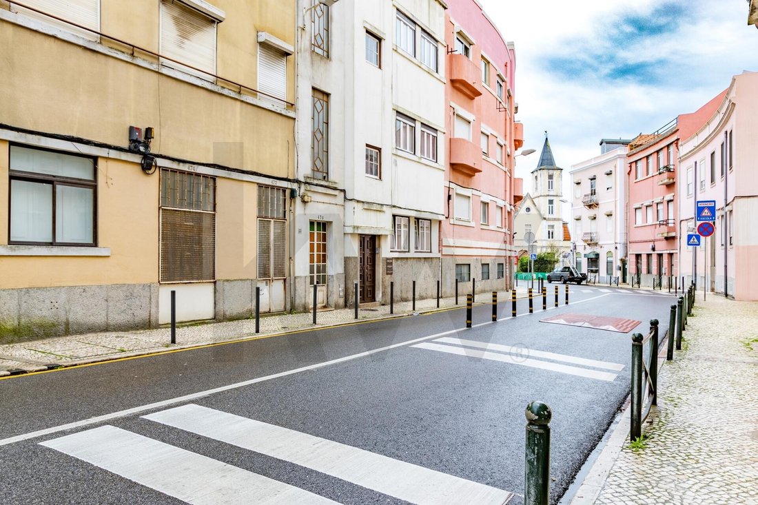 Andere in Campo de Ourique, Lissabon, Portugal 1 - 17053318