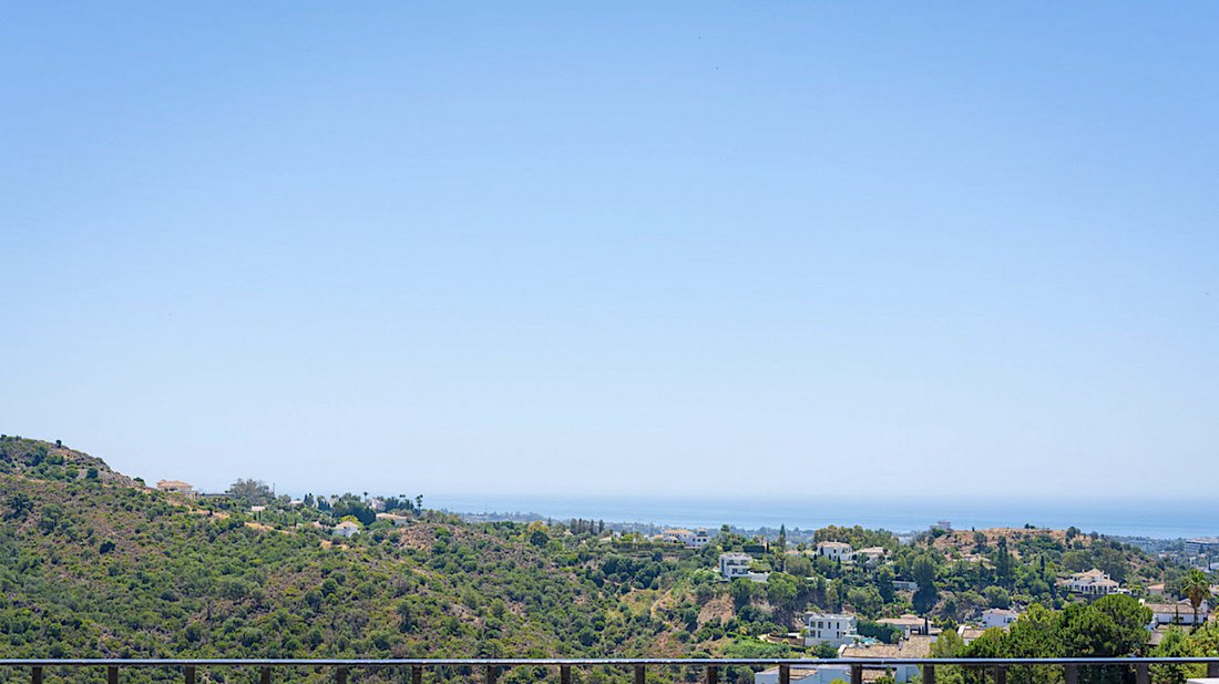 Penthouse in Marbella, Andalusia, Spain 4 - 17053281