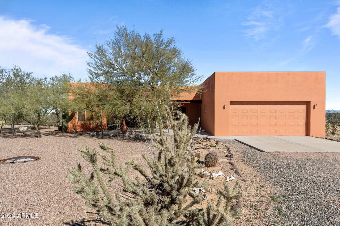 House in Aguila, Arizona, United States 1 - 17052083