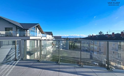 Apartment in Divonne-les-Bains, Auvergne-Rhône-Alpes, France 1