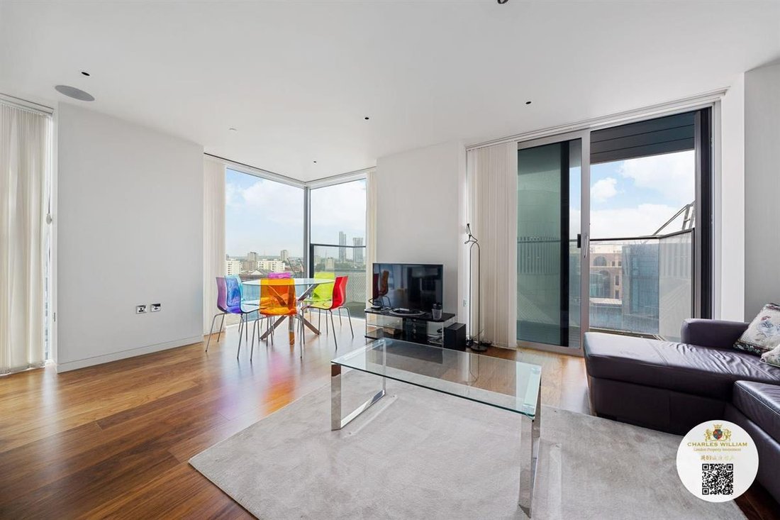 Apartment in EC2, Islington, England 1 - 17050398