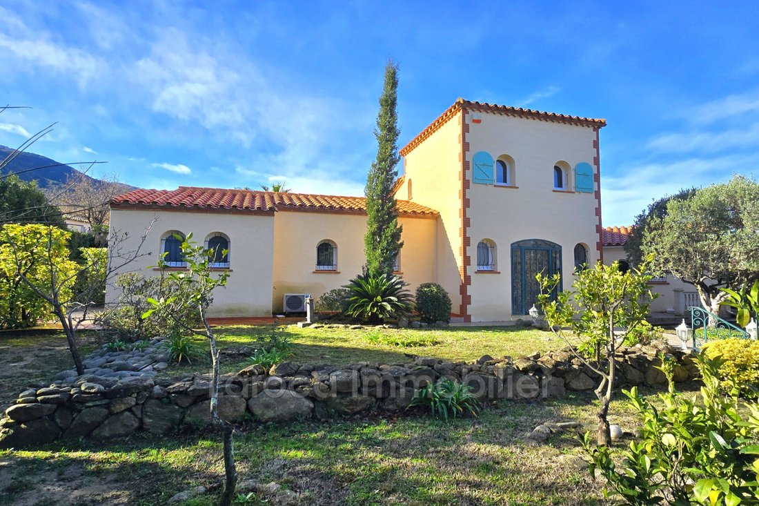 Villa in Laroque-des-Albères, Occitania, France 2 - 17053612