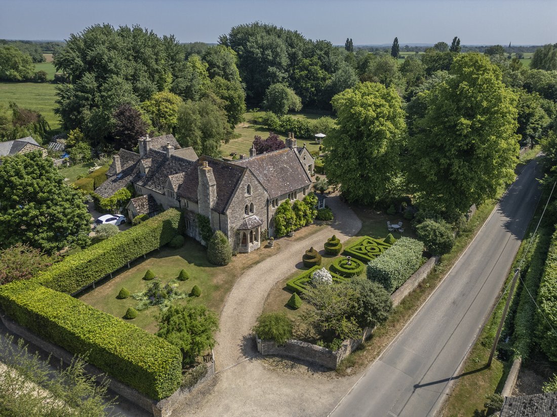 Country House in Black Bourton, England 1 - 17050779