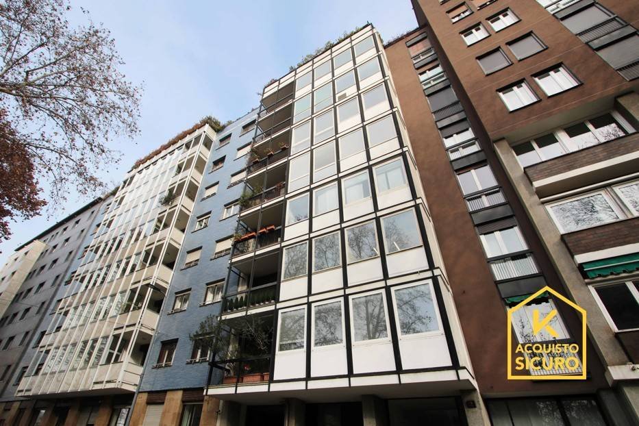 Apartment in Porta Venezia - Repubblica, Milan, Italy 1 - 17052448