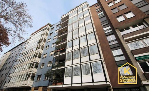 Apartment in Porta Venezia - Repubblica, Milan, Italy 1