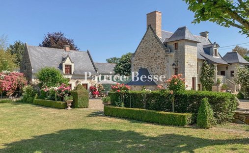 House in Centre, Angers, France 1