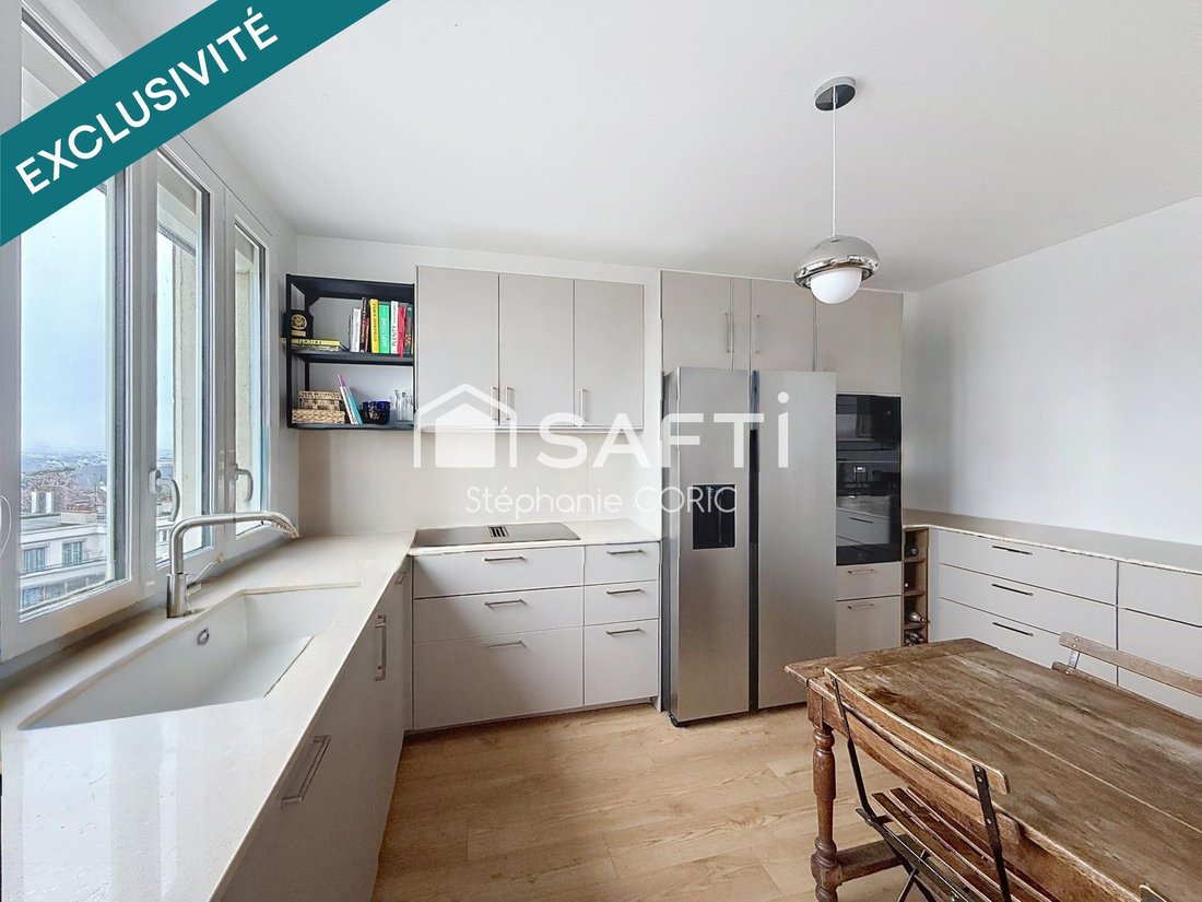 Apartment in Saint-Cloud, Ile-de-France, France 3 - 17055858