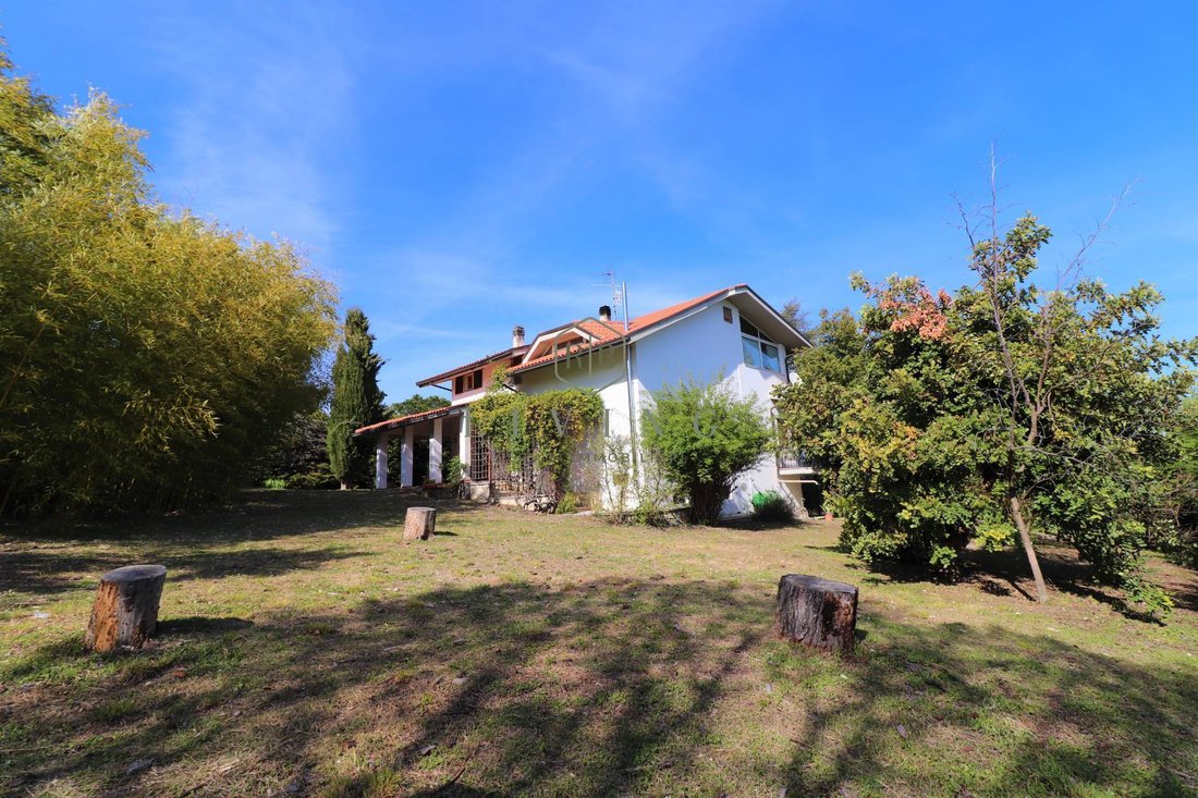 Villa in Ripatransone, Marche, Italy 1 - 17059982