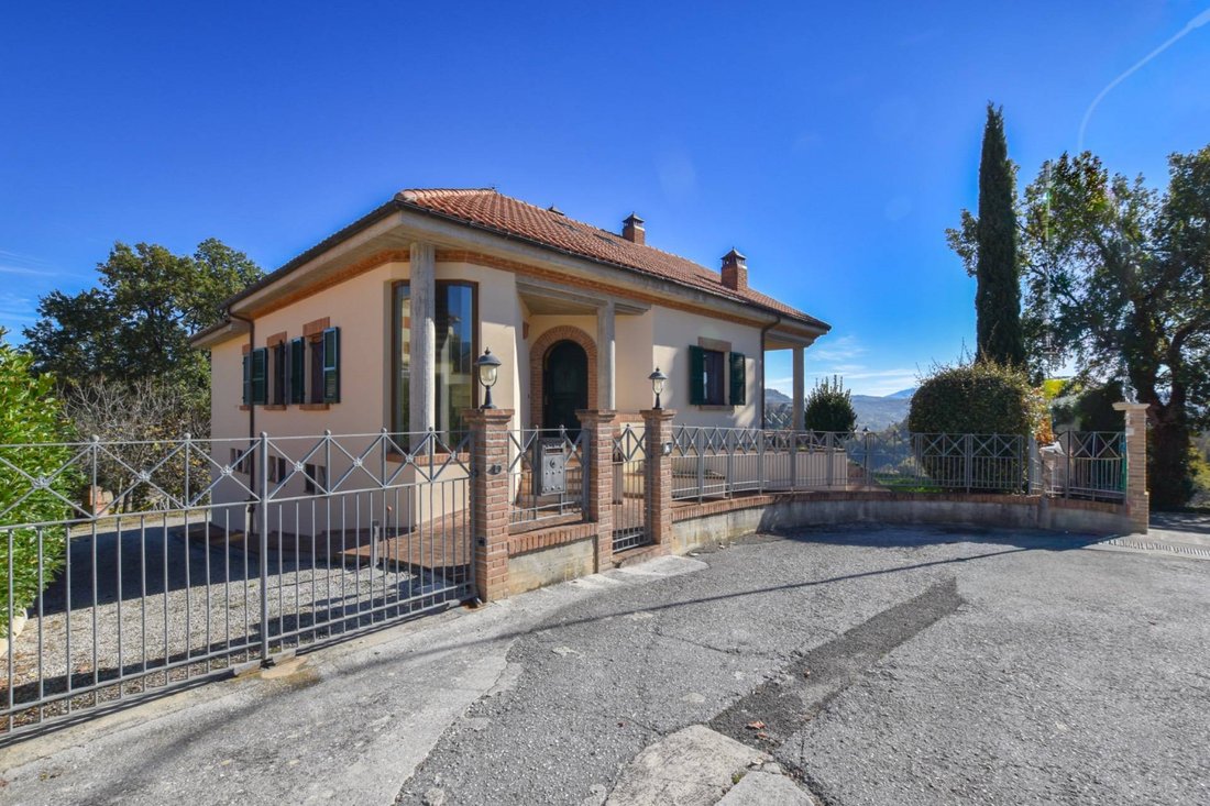 Apartment in Amandola, Marche, Italy 1 - 16713609