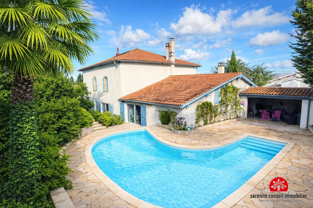 House in Chaponnay, Auvergne-Rhône-Alpes, France 1 - 17060065