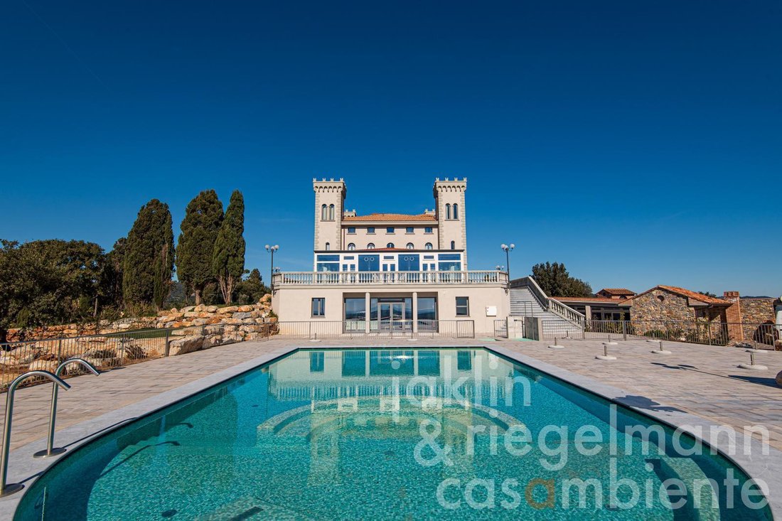 Castle in Filzi - Shangay, Livorno, Tuscany 2 - 17060375