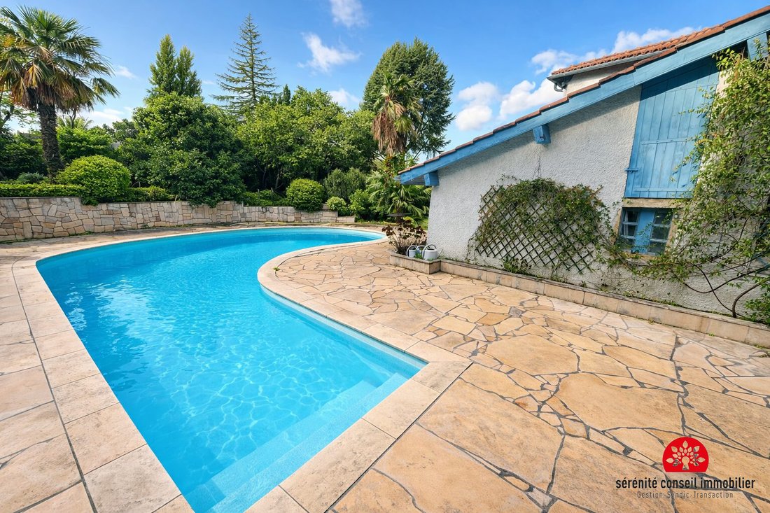 House in Chaponnay, Auvergne-Rhône-Alpes, France 2 - 17060065