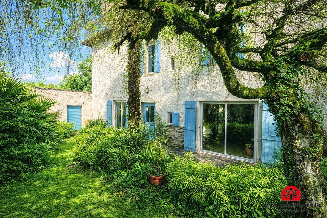 House in Chaponnay, Auvergne-Rhône-Alpes, France 5 - 17060065