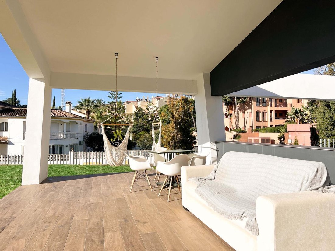 Villa in Cancelada, Estepona, Andalusia 2 - 15318667