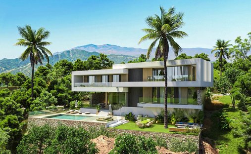 Villa in Sotogrande, San Roque, Andalusia 1