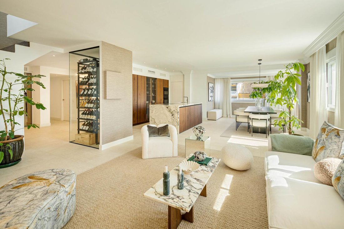 Penthouse in Golden Mile, Andalusia, Spain 5 - 15354869