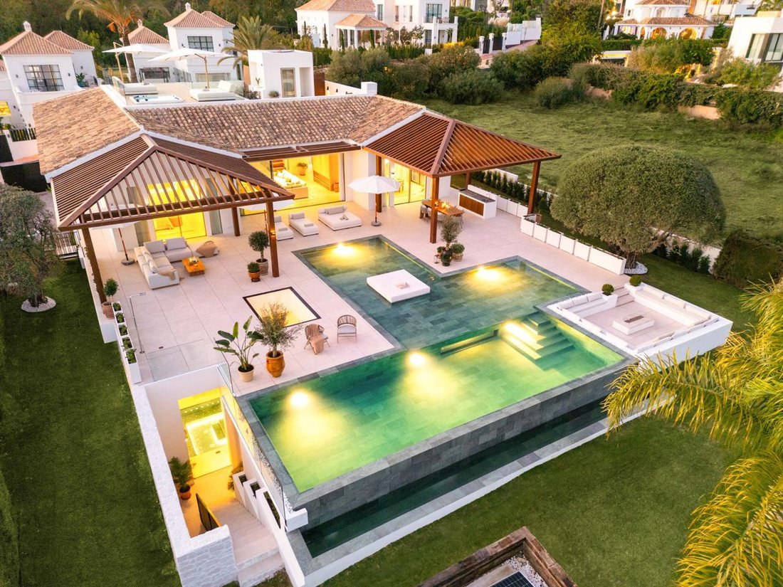 Villa in Nueva Andalucia, Marbella, Spain 2 - 15318681