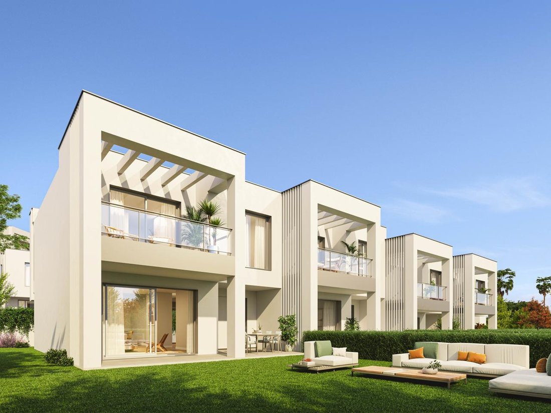 Villa in Elviria-Cabopino, Marbella, Spain 5 - 15899825