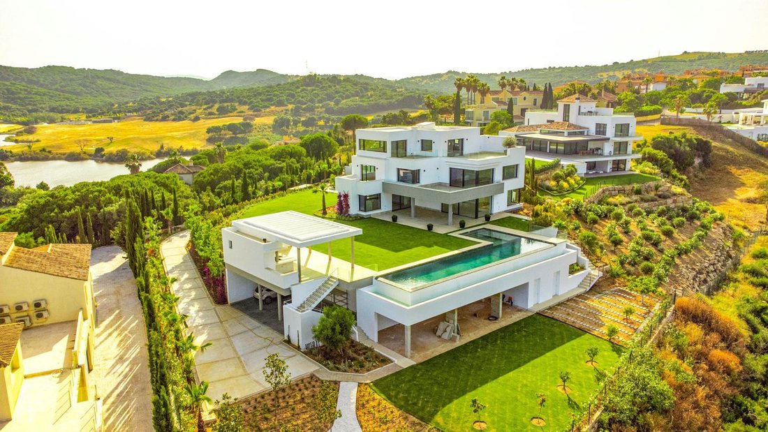 Villa in Sotogrande, San Roque, Andalusia 2 - 15831797