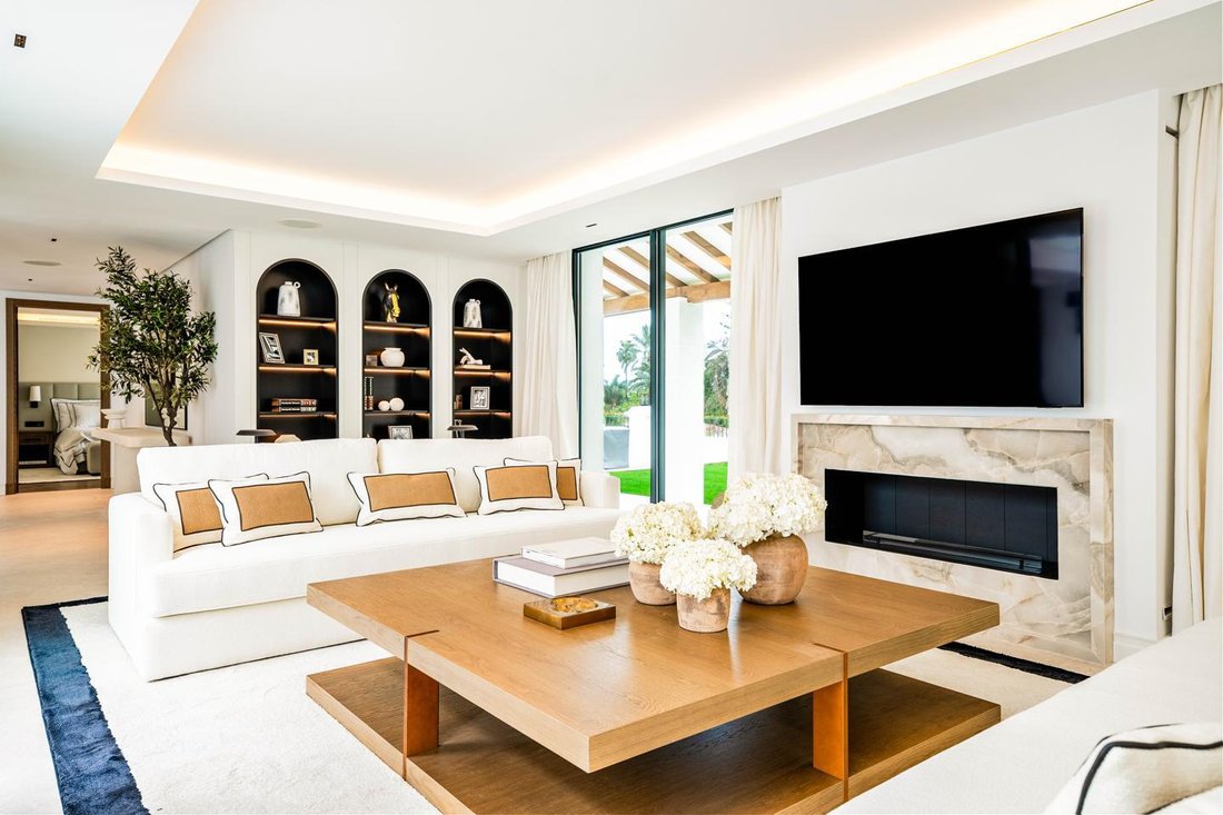 Villa in Nueva Andalucia, Marbella, Spain 4 - 16084130