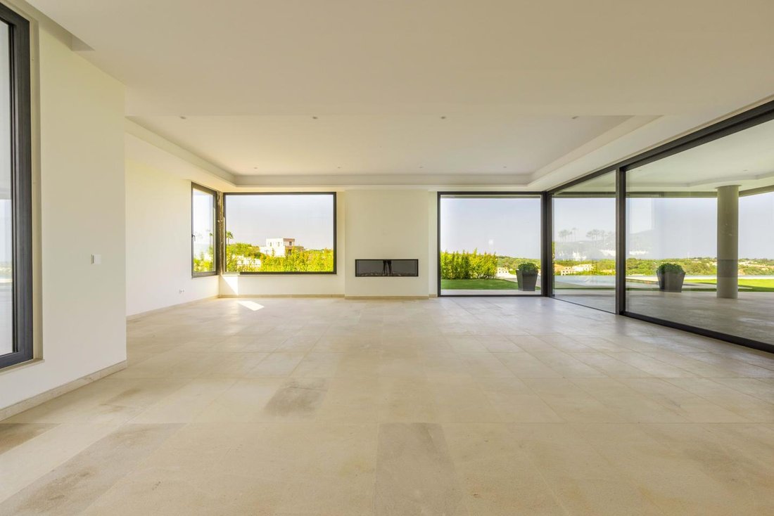 Villa in Sotogrande, San Roque, Andalusia 4 - 15831797