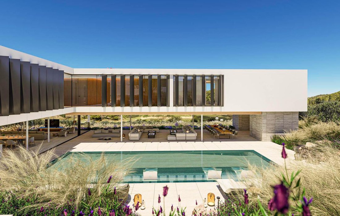 Villa in Sotogrande, San Roque, Andalusia 1 - 15753191