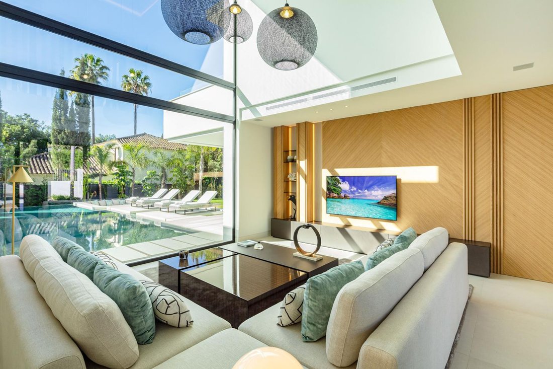 Villa in Nueva Andalucia, Marbella, Spain 4 - 15738098