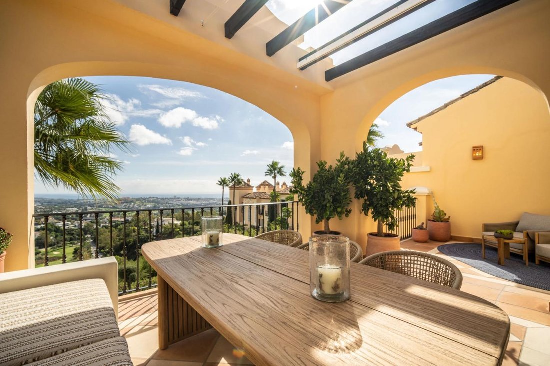 Penthouse in La Quinta, Benahavis, Andalusia 1 - 15318684