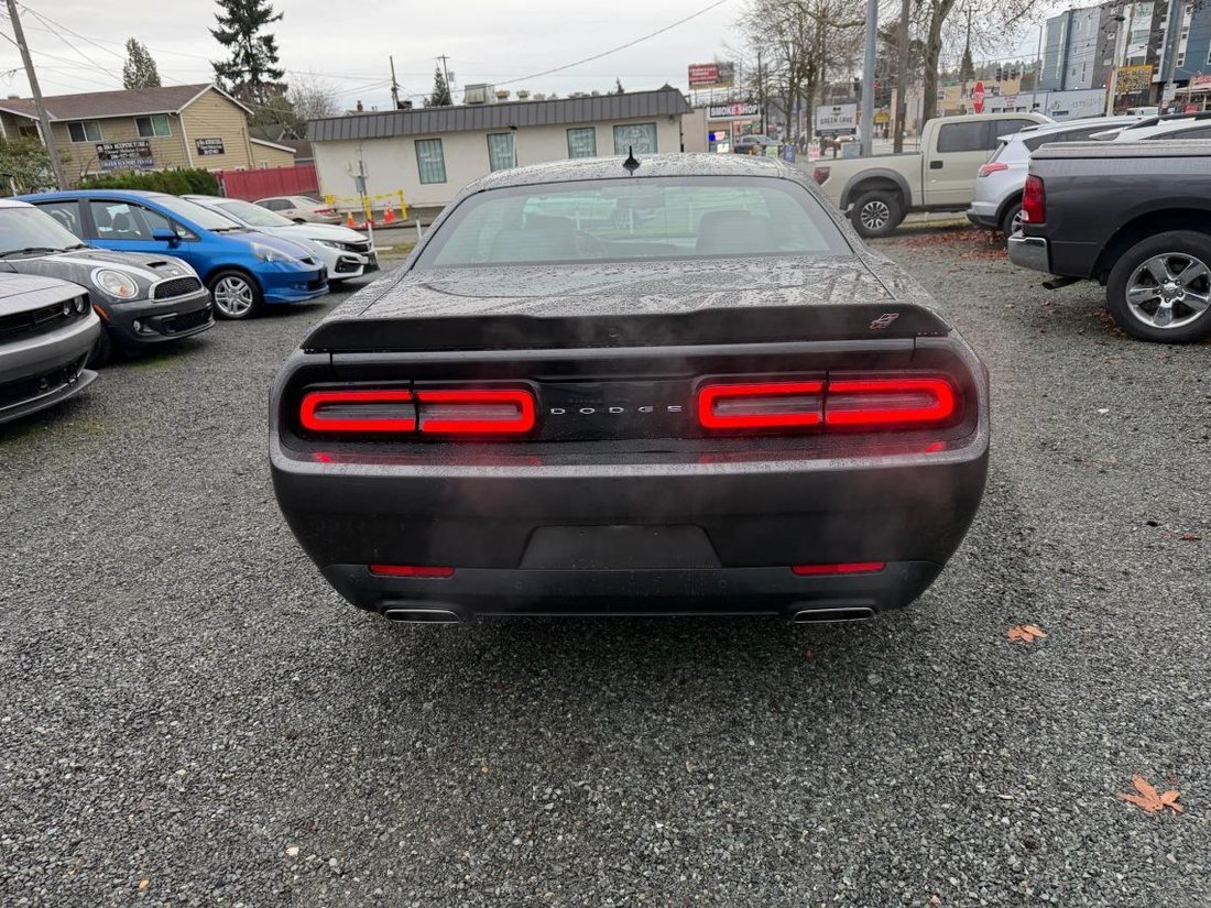 Coupe in Seattle, WA, United States 5 - 17060805
