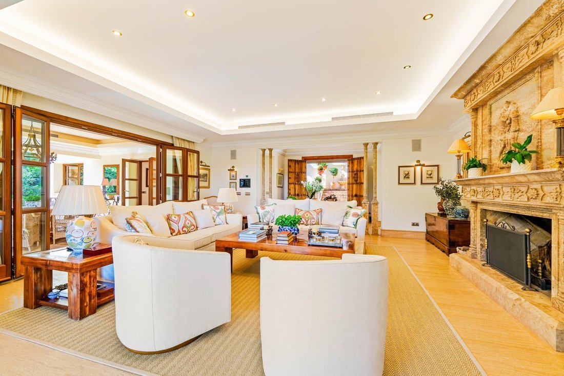 Villa in Marbella, Andalusia, Spain 4 - 16630243