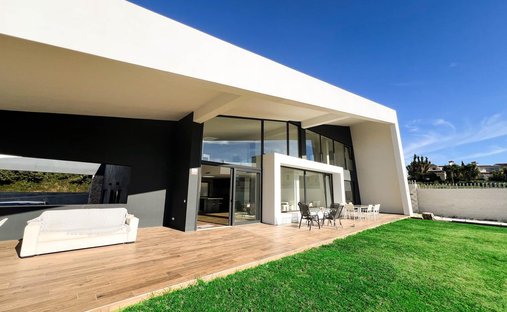 Villa in Cancelada, Estepona, Andalusia 1