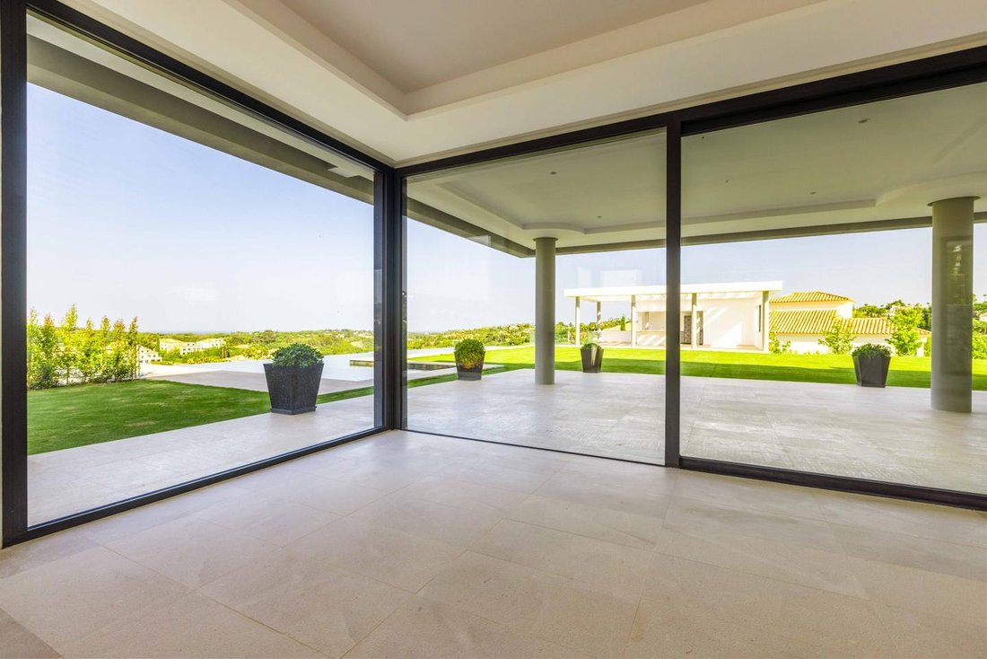 Villa in Sotogrande, San Roque, Andalusia 5 - 15831797