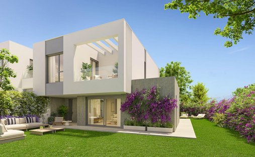 Villa in Elviria-Cabopino, Marbella, Spain 1