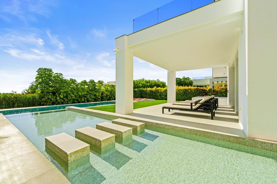 Villa in La Quinta, Benahavis, Andalusia 5 - 16711652