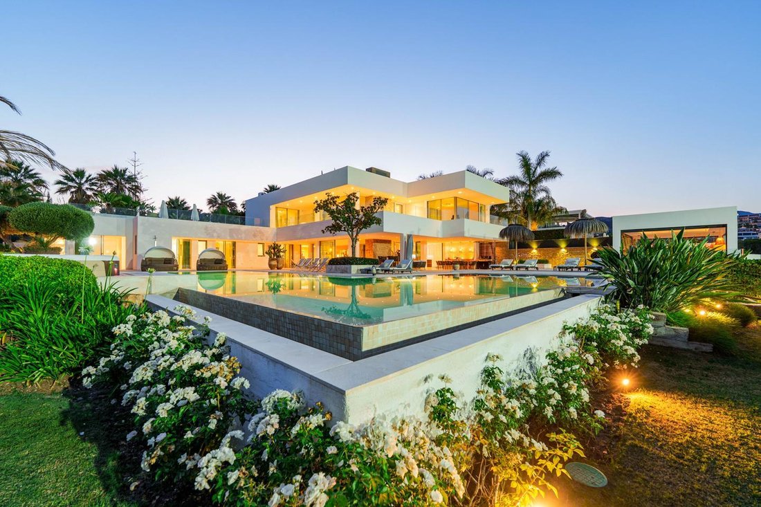 Villa in Nueva Andalucia, Marbella, Spain 2 - 16159201