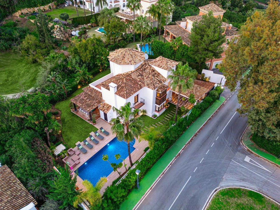 Villa a La Quinta, Benahavís, Andalusia 1 - 15345880