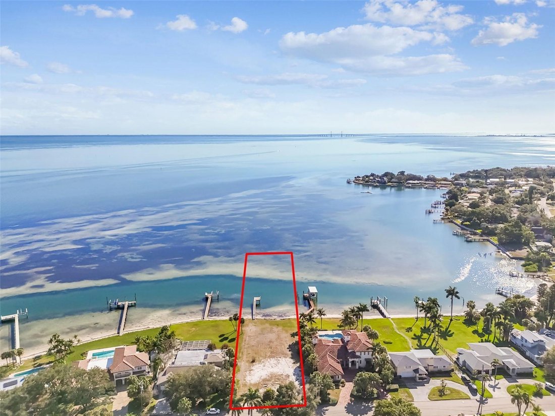 Land in St. Petersburg, Florida, United States 1 - 17060690