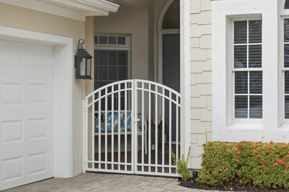 House in Naples, Florida, United States 5 - 17061161