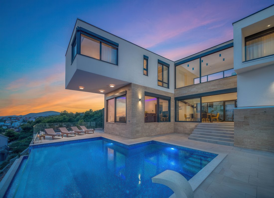 Villa in Zedno, Split-Dalmatia County, Croatia 1 - 17061034