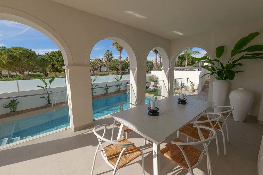 Villa in Quesada, Rojales, Land Valencia 2 - 17061121