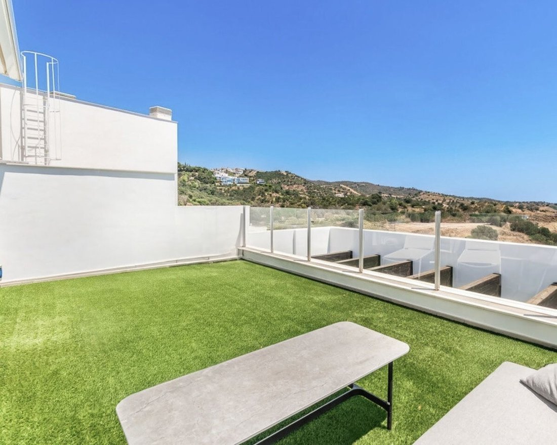 Penthouse in Marbella, Andalusia, Spain 3 - 17061093