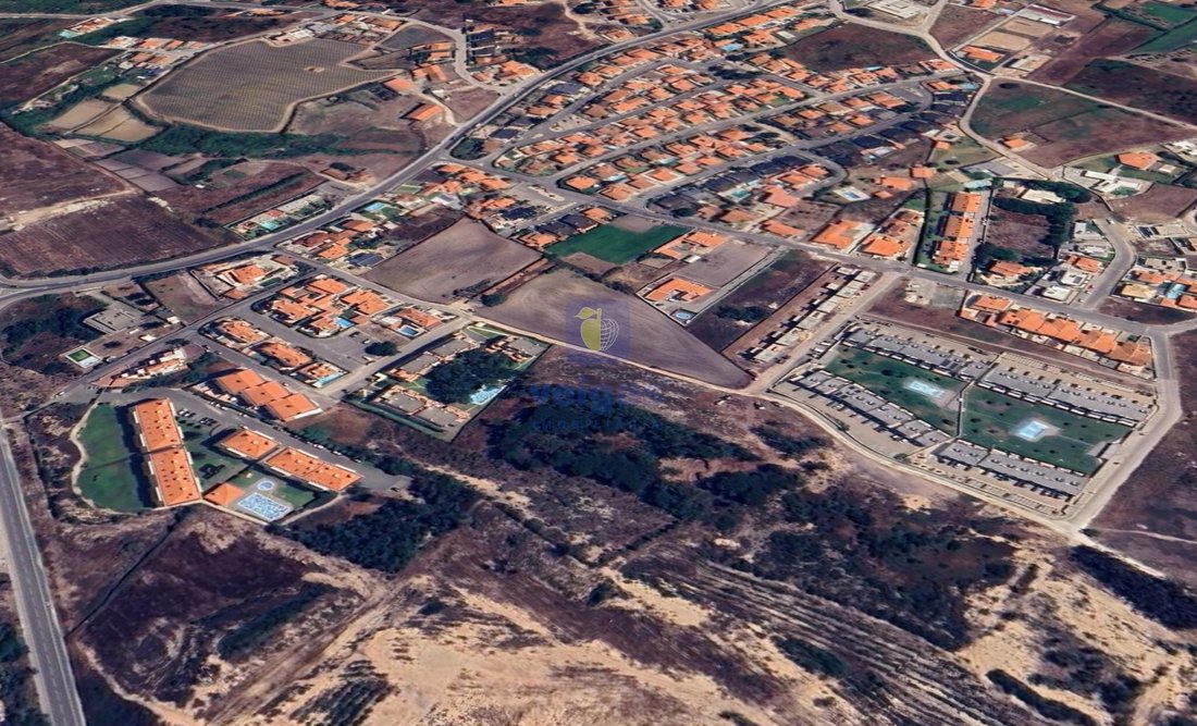 Land in A dos Cunhados e Maceira, Lisbon, Portugal 1 - 17061150