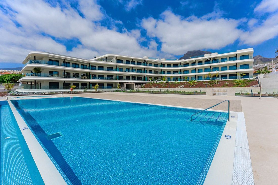 Penthouse in Adeje, Canary Islands, Spain 3 - 17061073