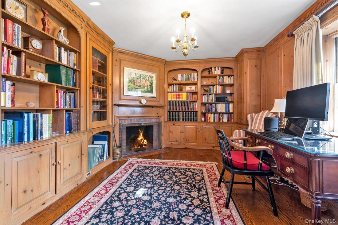 House in Port Washington, New York, United States 5 - 17064220