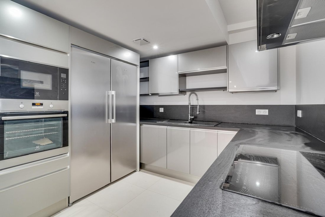 Apartment in Muette Nord, Paris 16e Arrondissement, Paris 2 - 17062116