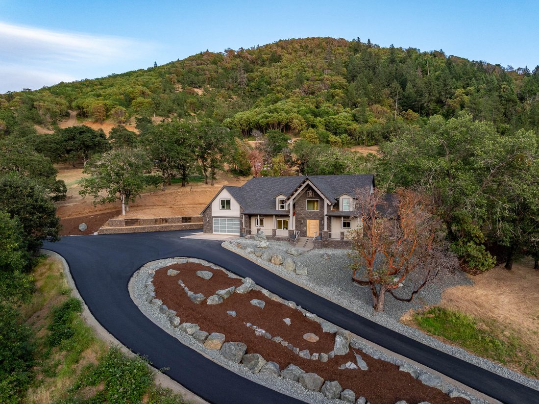 House in Gold Hill, Oregon, United States 2 - 17061378