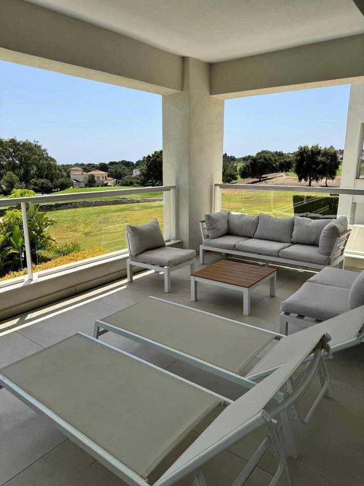 Apartment in Sotogrande, San Roque, Andalusia 1 - 16841043